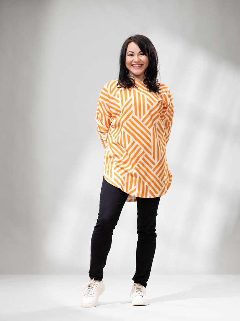 Versonpuodin AAVAtunika, siksak, oranssi edestä