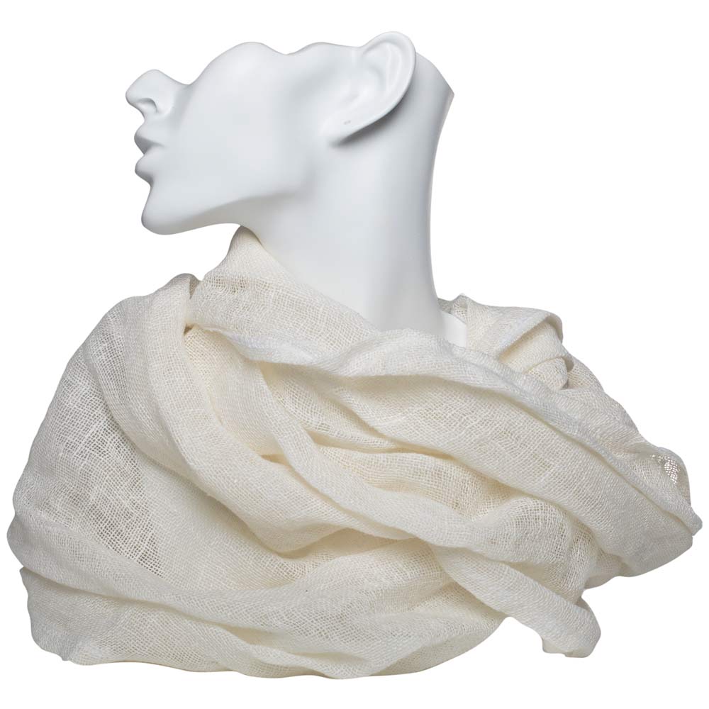 Helvie Kuusama-pellavahuivi valkoinen