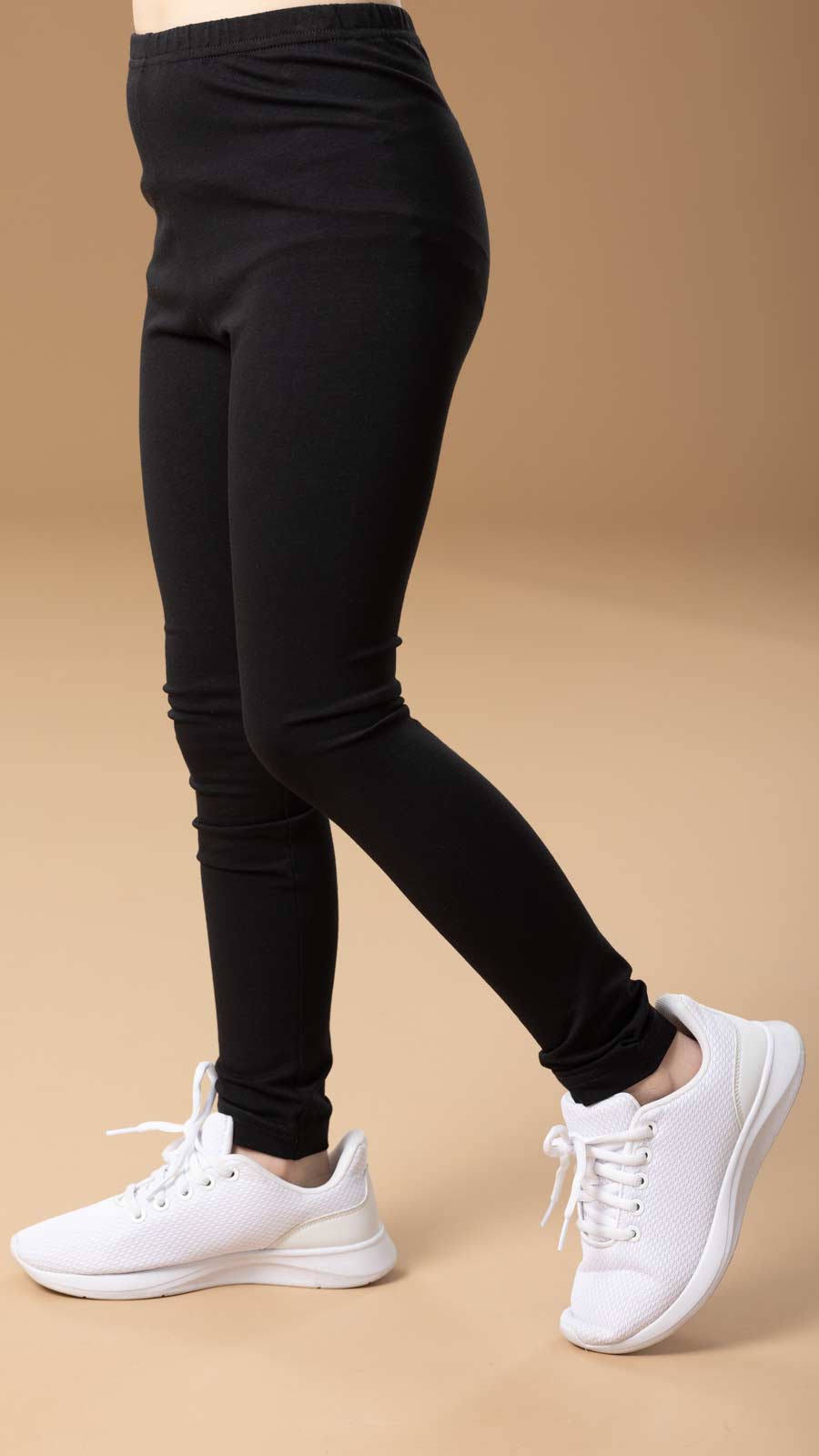 Mustat leggingsit lapsille