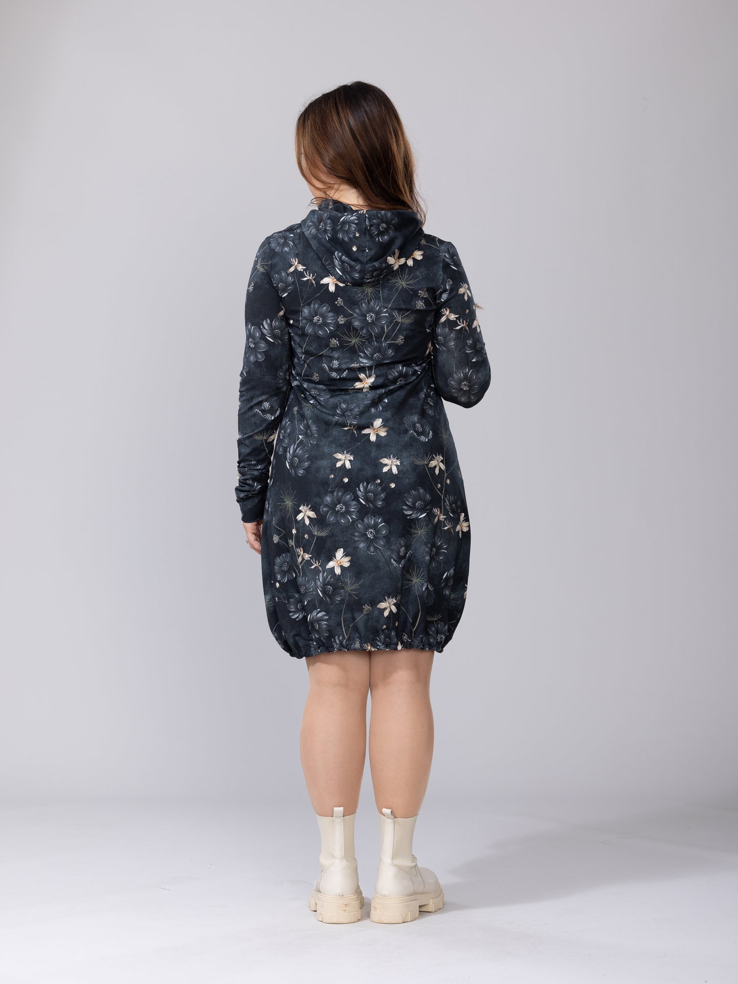 JEMMAmekko, suklaakosmos, tumma sininen