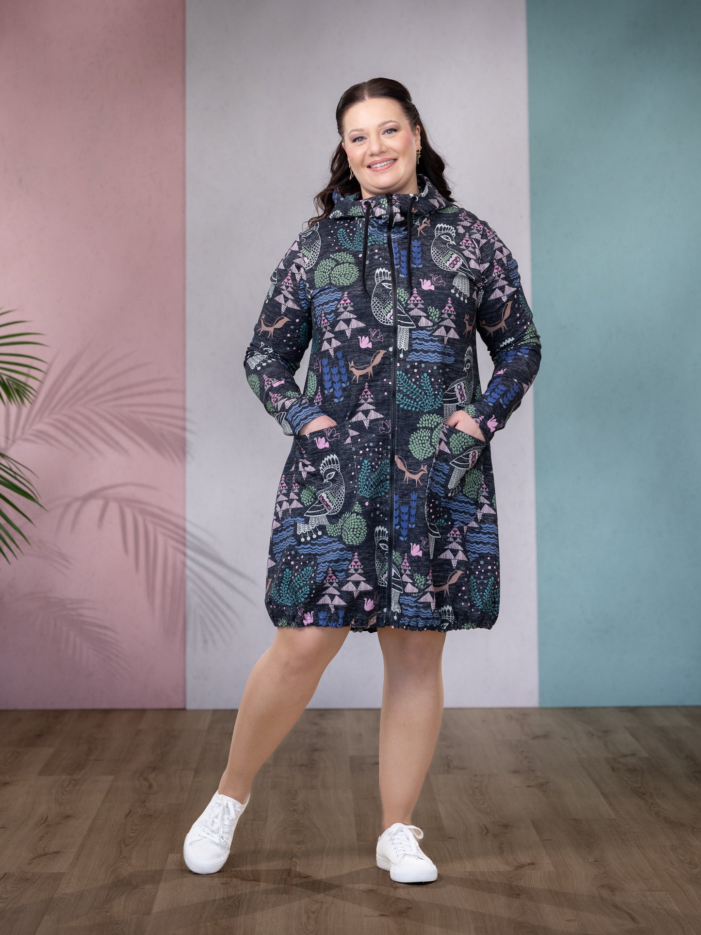 Versonpuoti JEMMAtakki sielulintu sininen, musta, vaaleanpunainen edestä